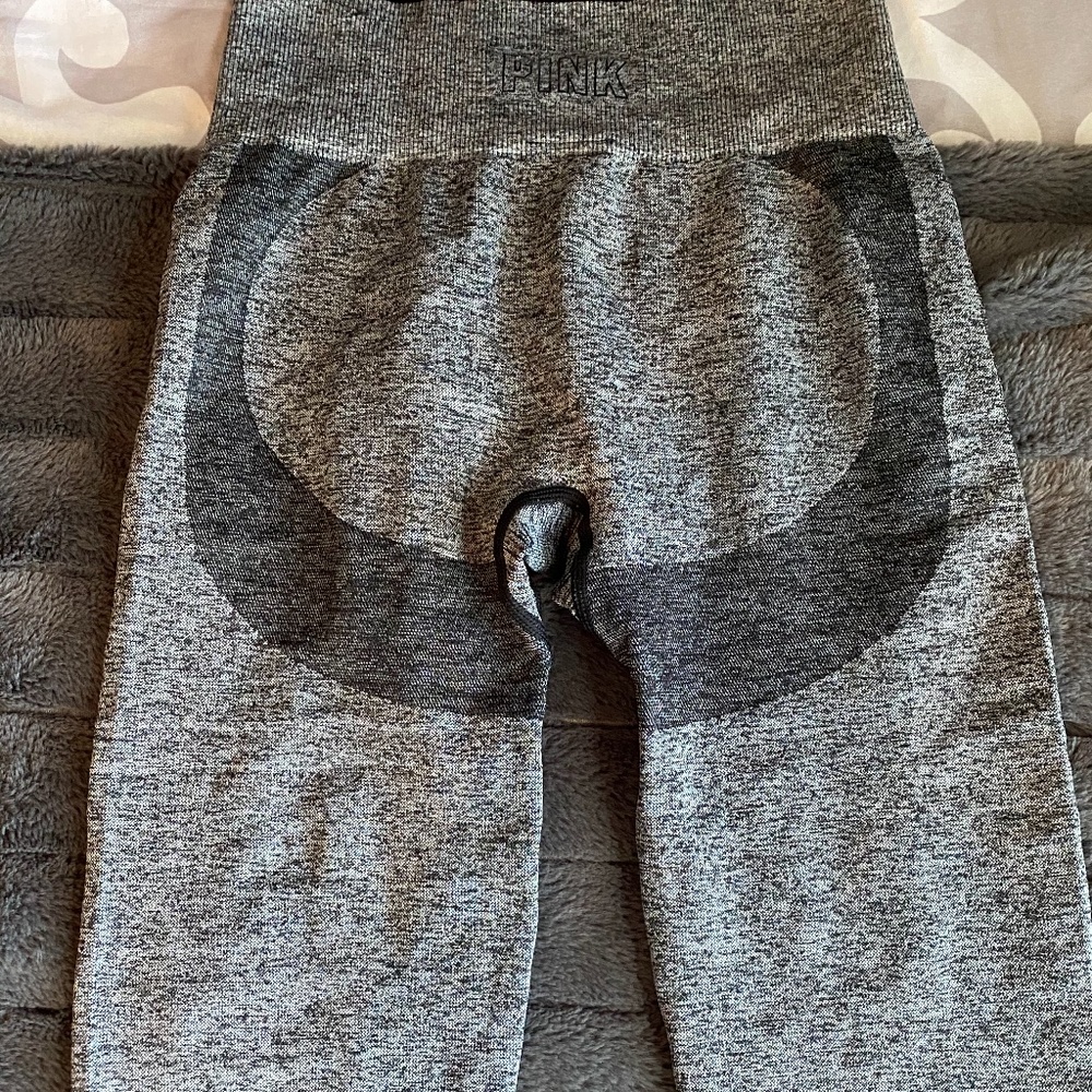 VS Pink Seamless Leggings